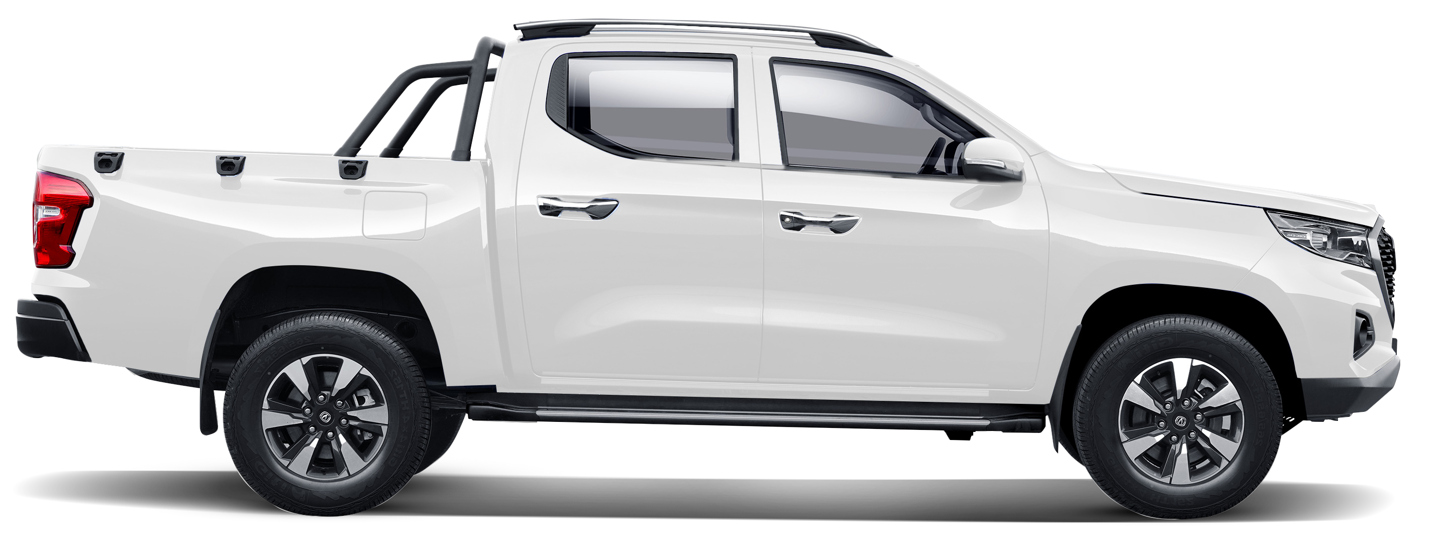 Isuzu DMax or Changan Hunter — 45°